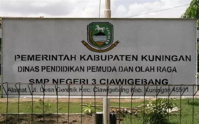 KEPALA SEKOLAH SMPN 3 CIAWIGEBANG AGUNG PURWANDONO, S.PD MENERAPKAN KONSEP PEMBELAJARAN YANG MAMPU MENJAWAB TANTANGAN JAMAN